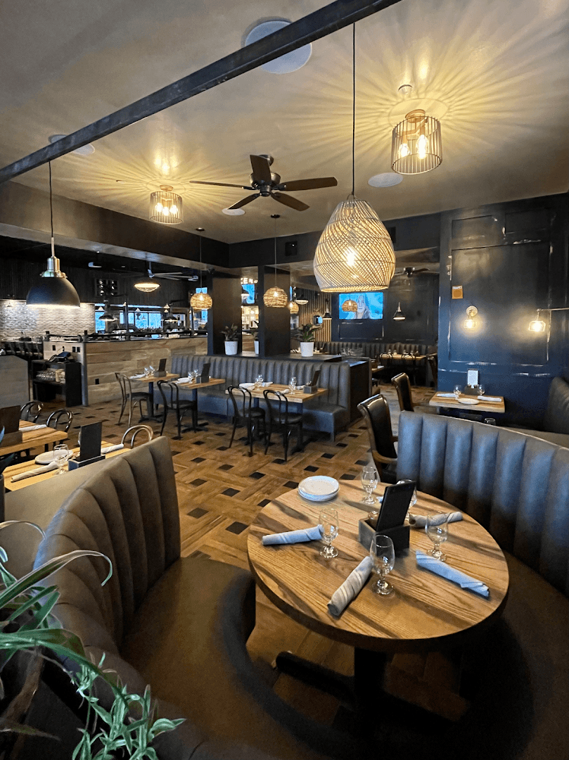 Sam Walker's American Tavern - Woburn