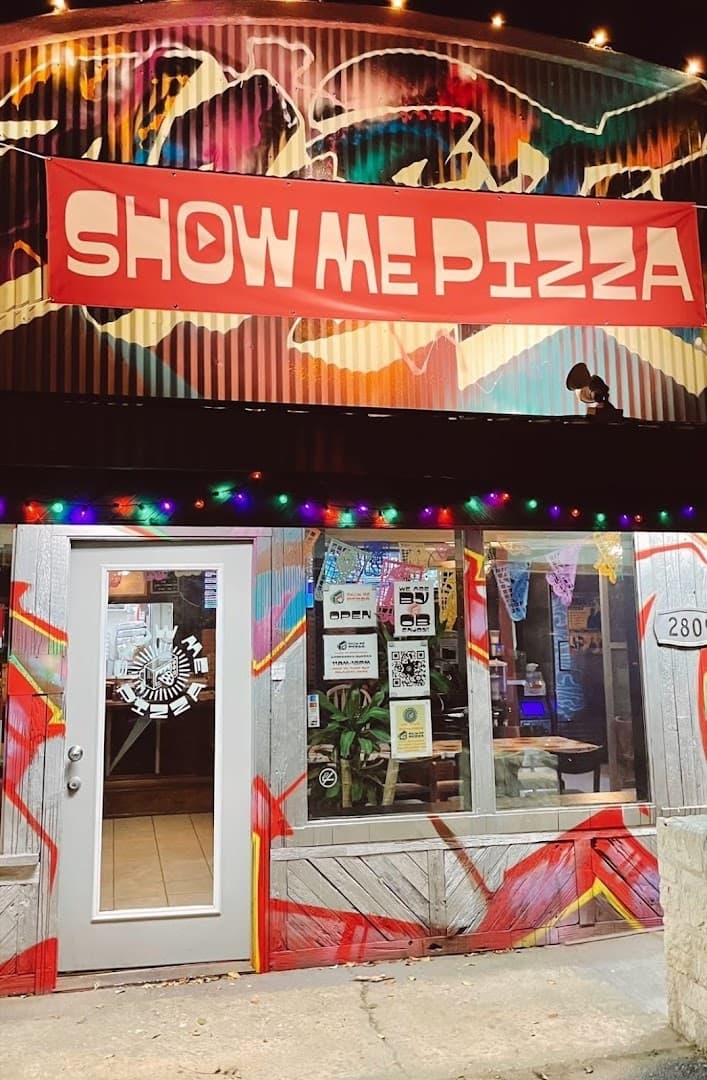 Show Me Pizza