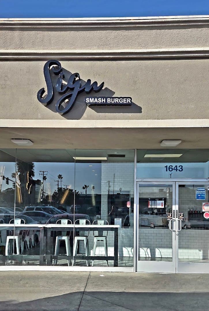 Sign Smash Burgers