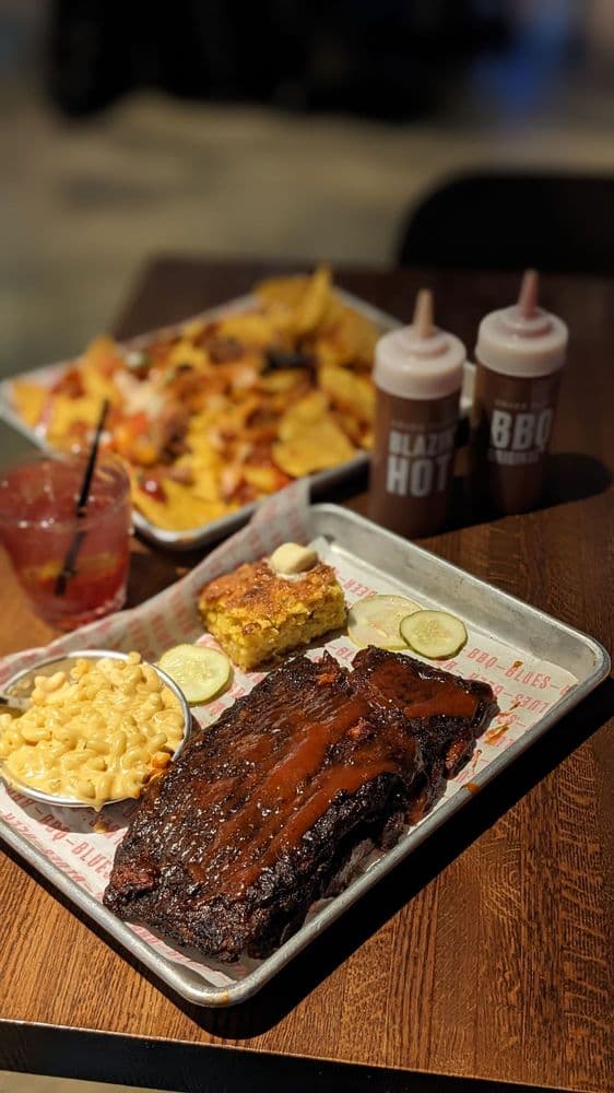 Smoke Daddy BBQ - Wrigleyville