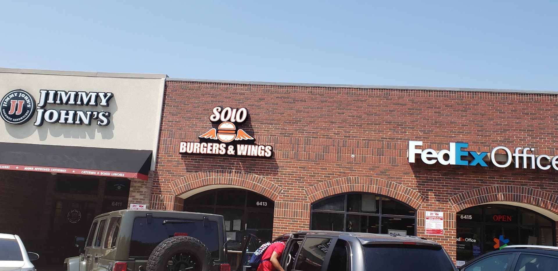 Solo Burgers & Wings