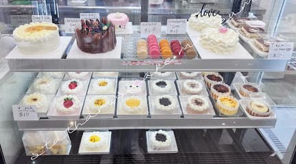 Statham's Cake studio