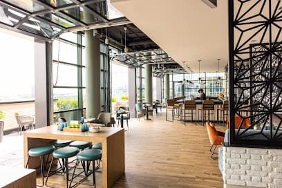 SYN Rooftop Bar & Lounge