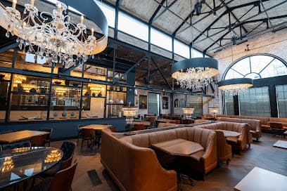 The Barn & Lodge At The Rotunda
