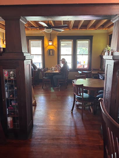 The Wooden Tie Cafe