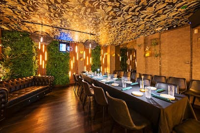 Truth Restaurant Astoria