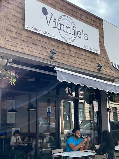 Vinnie's Pan Pizza