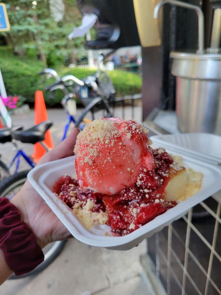 Walter's Hot Dogs - Mamaroneck