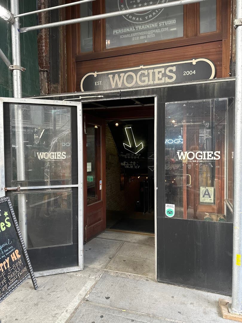 Wogies Bar & Grill, FIDI